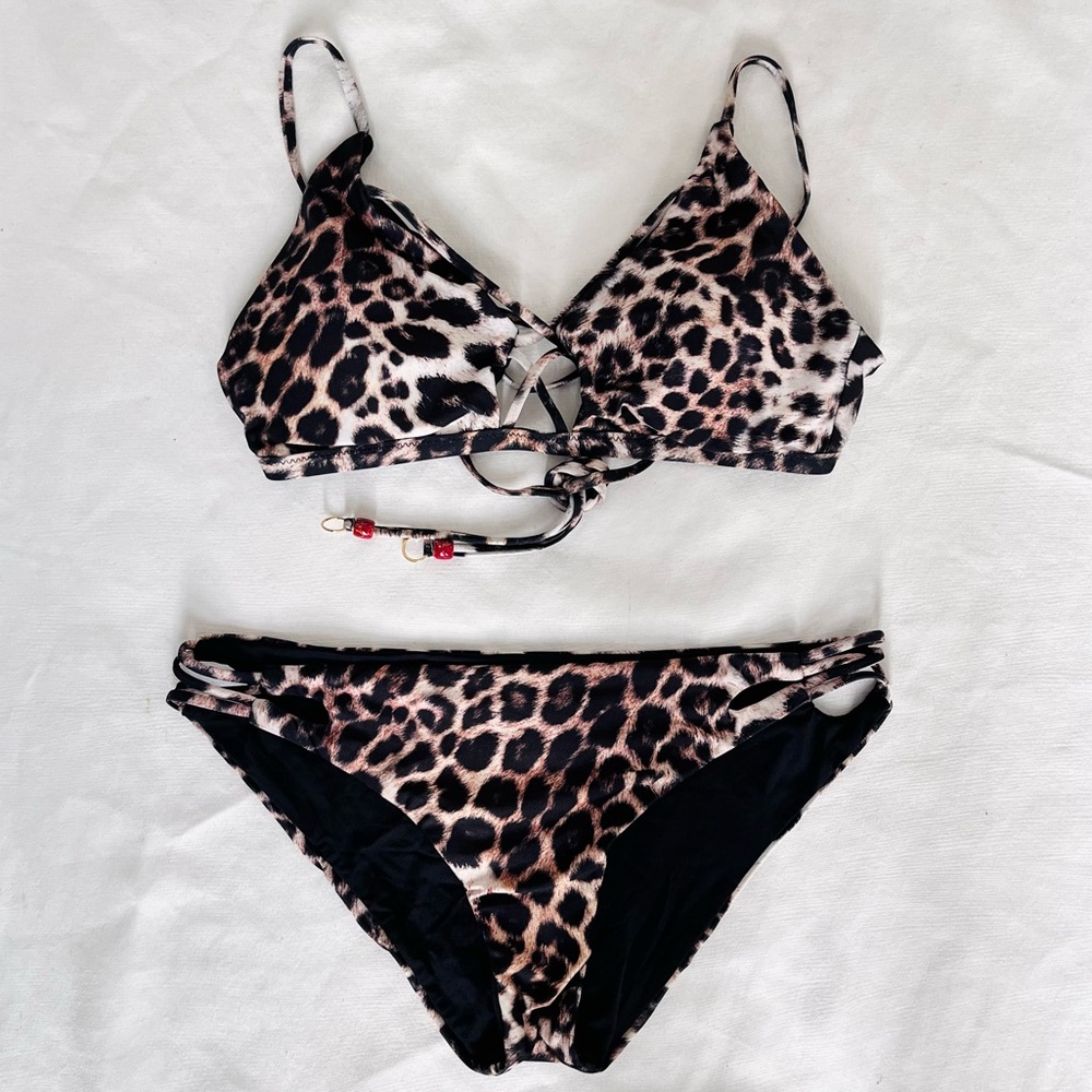 Isabella Rose Leopard Print Bikini Set red bead detail Cup D / large